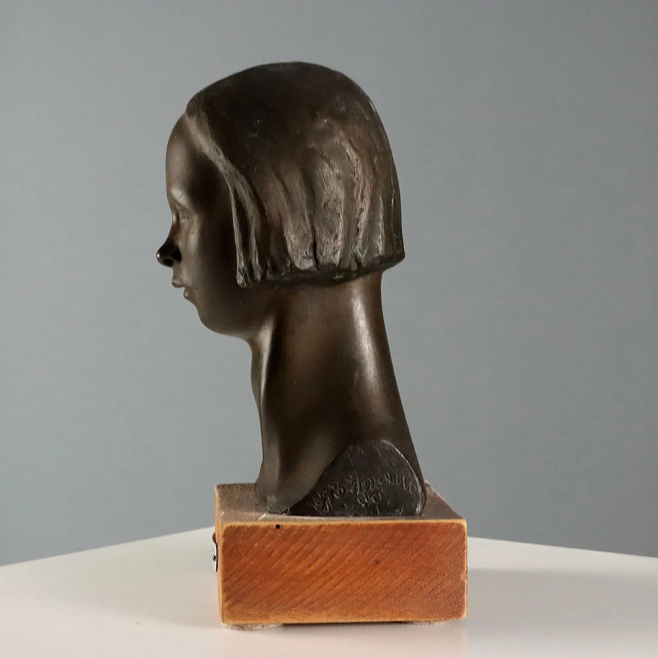 Head of a Girl by Giovanni Tizzano, 20th century 4