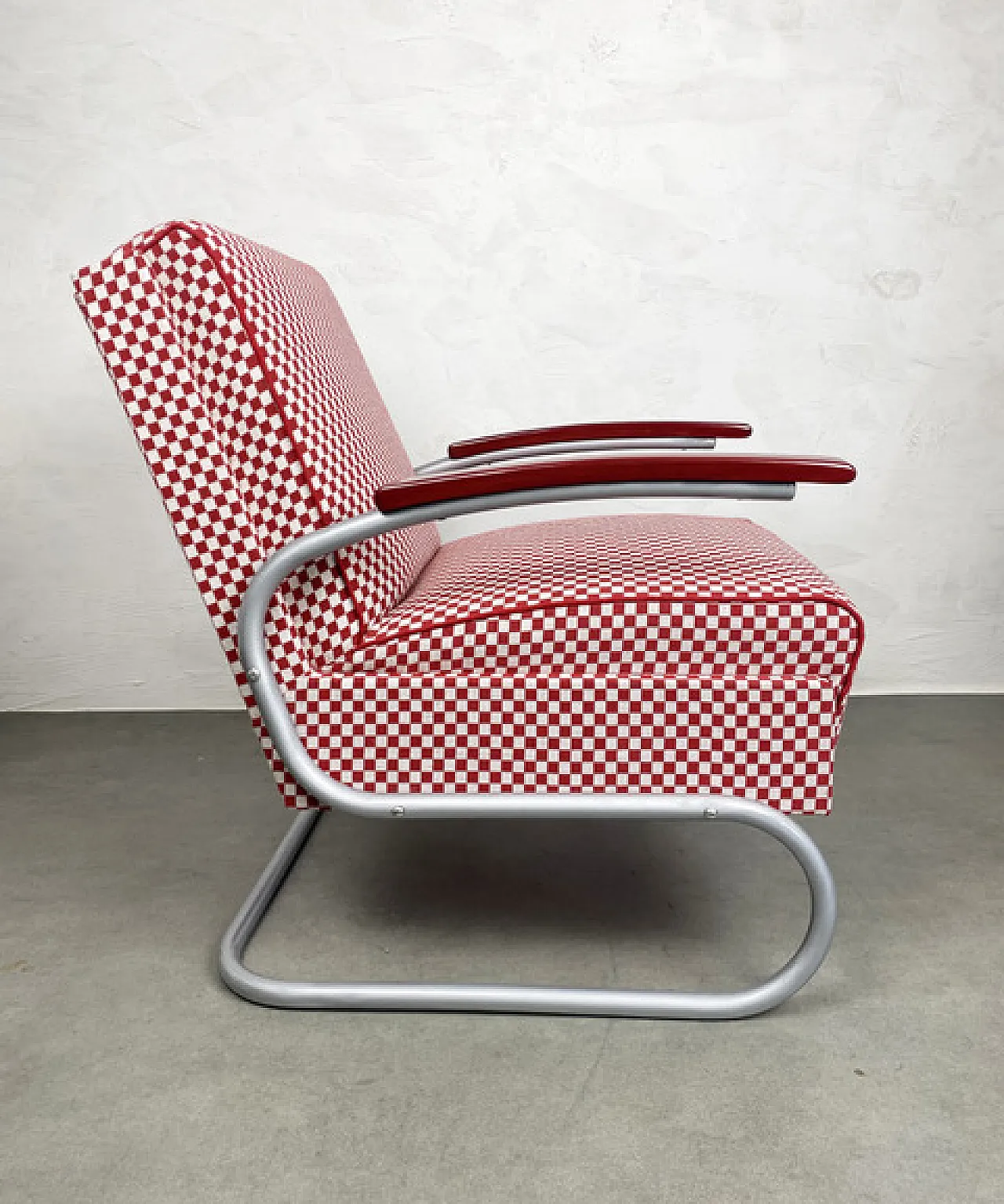 Thonet S-411 Armchair in Red & White, 1940s 3