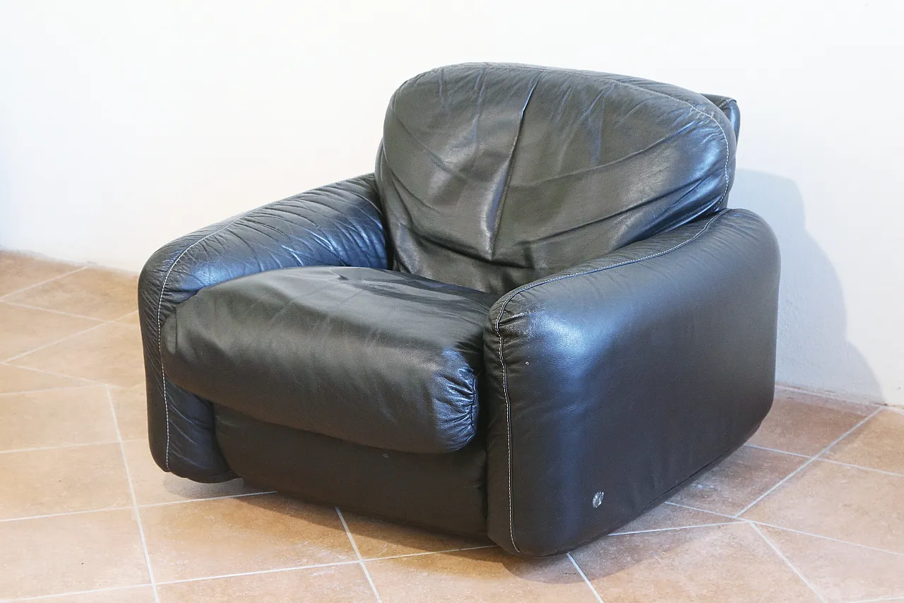 poltrona pelle nera Piumotto Busnelli Arrigo Arrigoni anni 70 4
