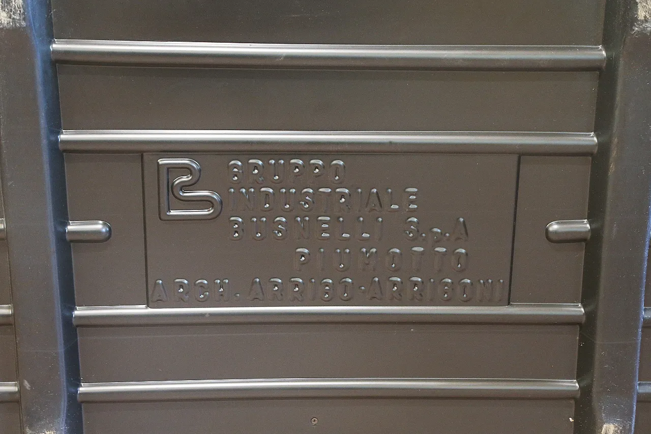 poltrona pelle nera Piumotto Busnelli Arrigo Arrigoni anni 70 20