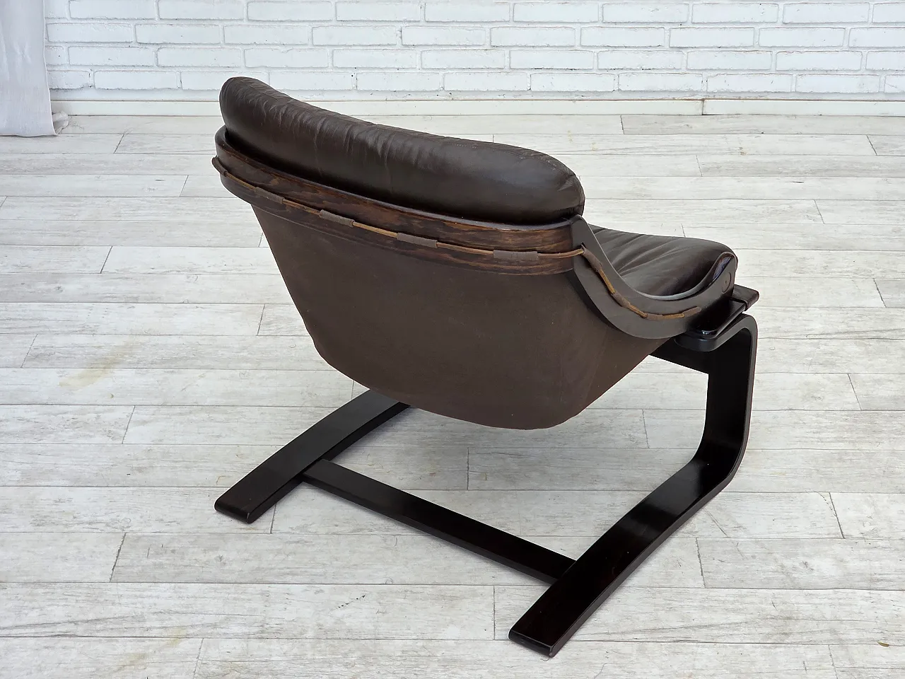 Anni '70, design svedese di Åke Fribytter, poltrona, mobili in pelle. 10