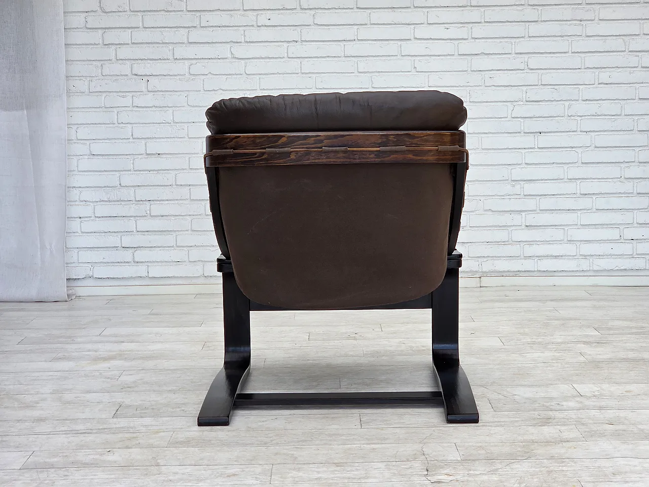 Anni '70, design svedese di Åke Fribytter, poltrona, mobili in pelle. 12