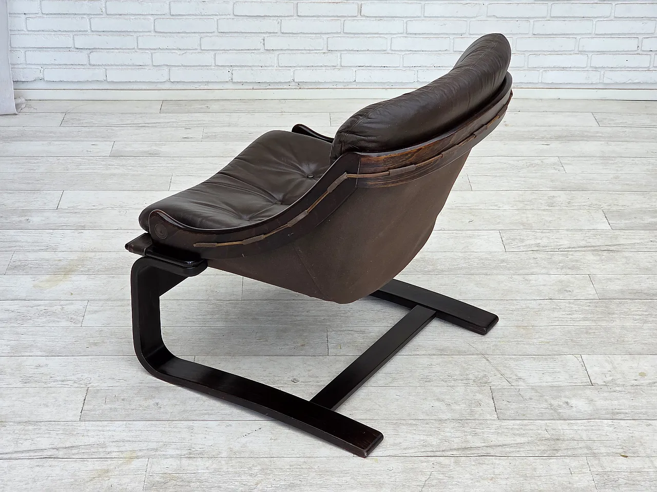 Anni '70, design svedese di Åke Fribytter, poltrona, mobili in pelle. 13