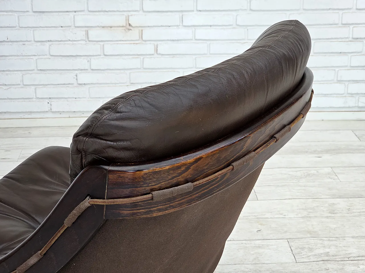 Anni '70, design svedese di Åke Fribytter, poltrona, mobili in pelle. 14