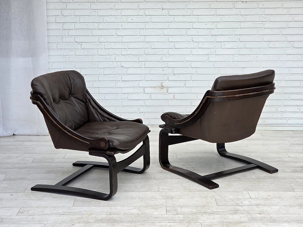 Anni '70, design svedese di Åke Fribytter, poltrona, mobili in pelle. 18