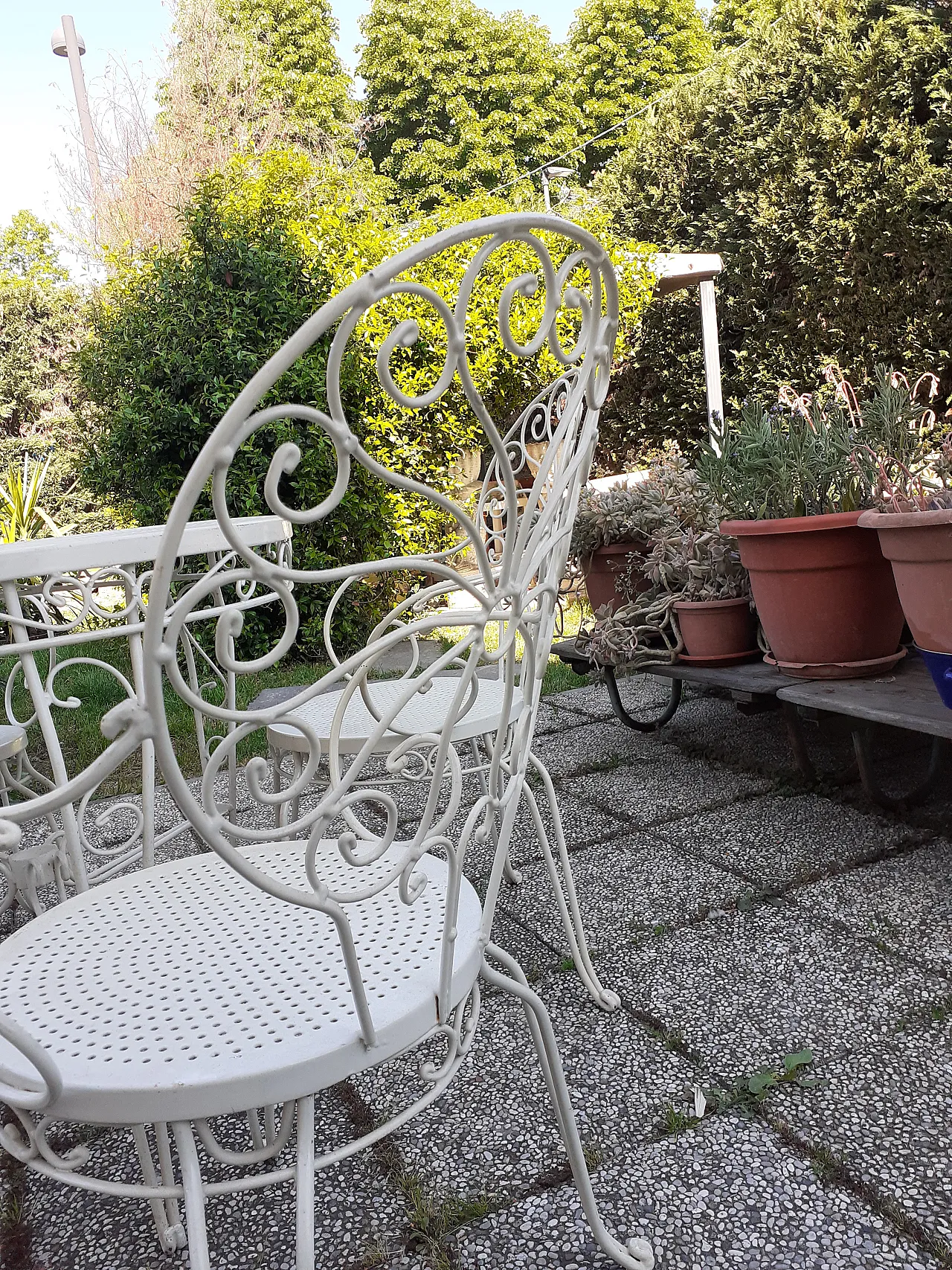 Tavolo da giardino in ferro con 4 sedie, anni '60 6