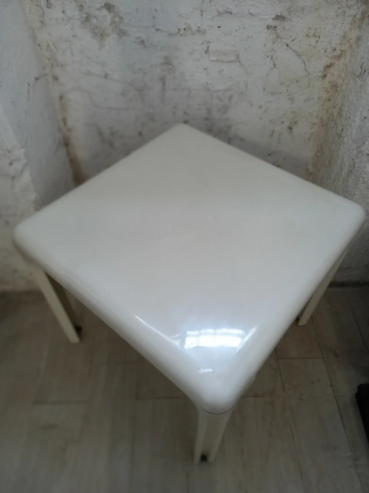 White Stadio 80 table by Artemide, late 20th century 4
