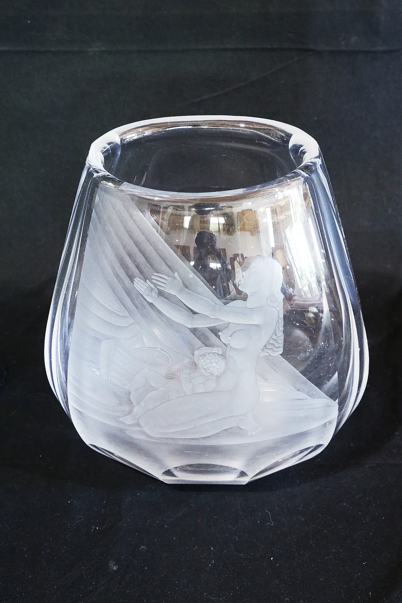 Orrefors glasbruk Simon Gate vaso cristallo inciso maternità nudo 3