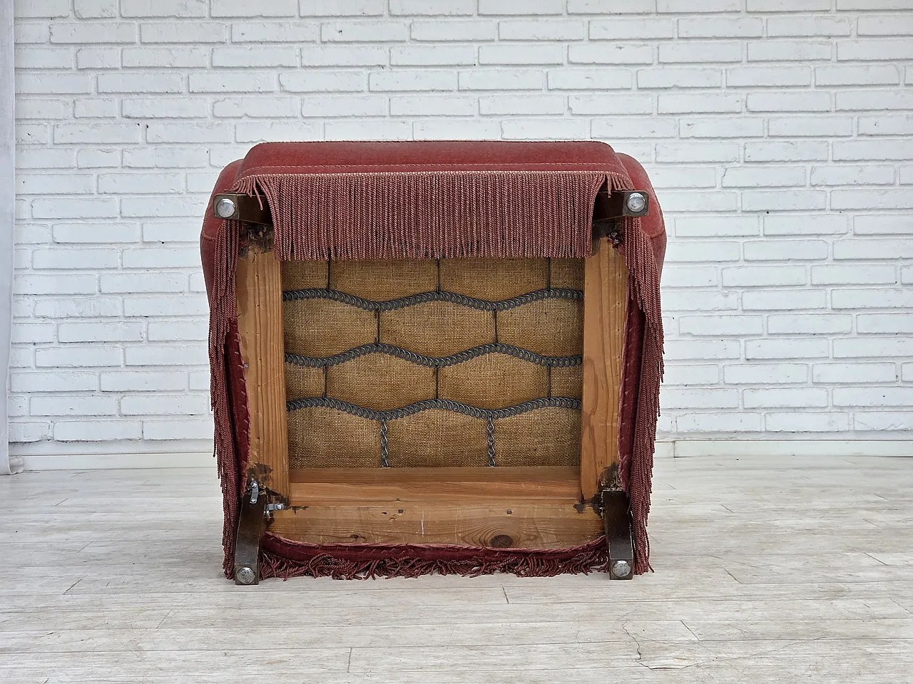 Anni '70, poltrona danese, mobili in velluto rosa salmone, legno di quercia. 17