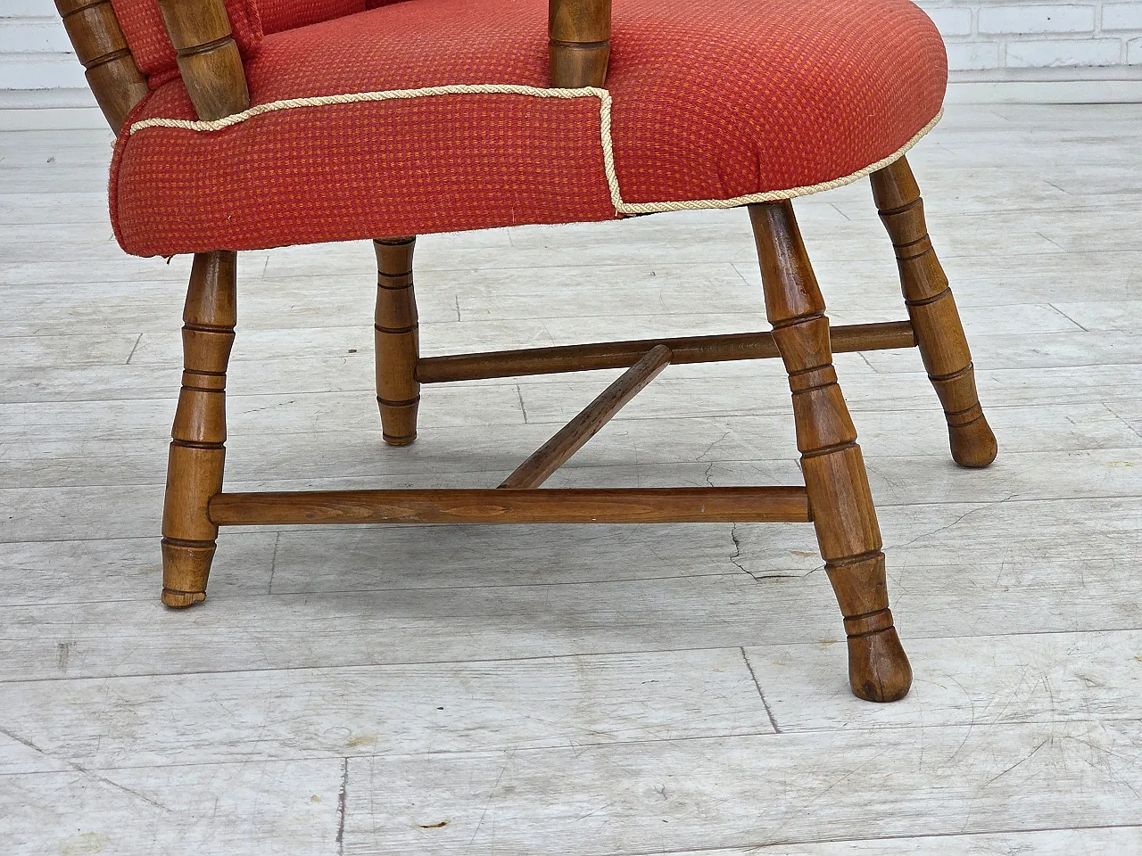Anni '60, poltrona scandinava, mobili in lana rossa, legno di faggio. 9