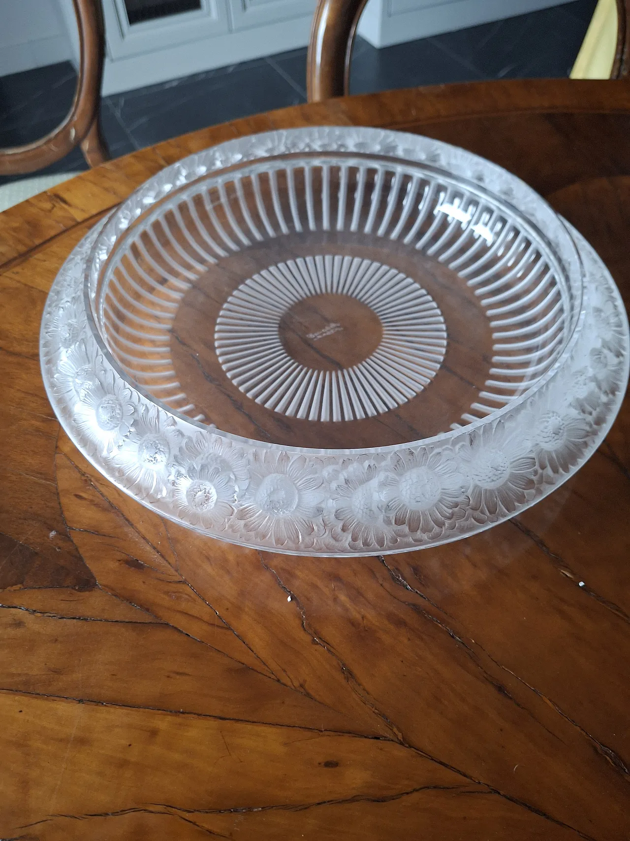 GRANDE CIOTOLA CENTROTAVOLA LALIQUE 3