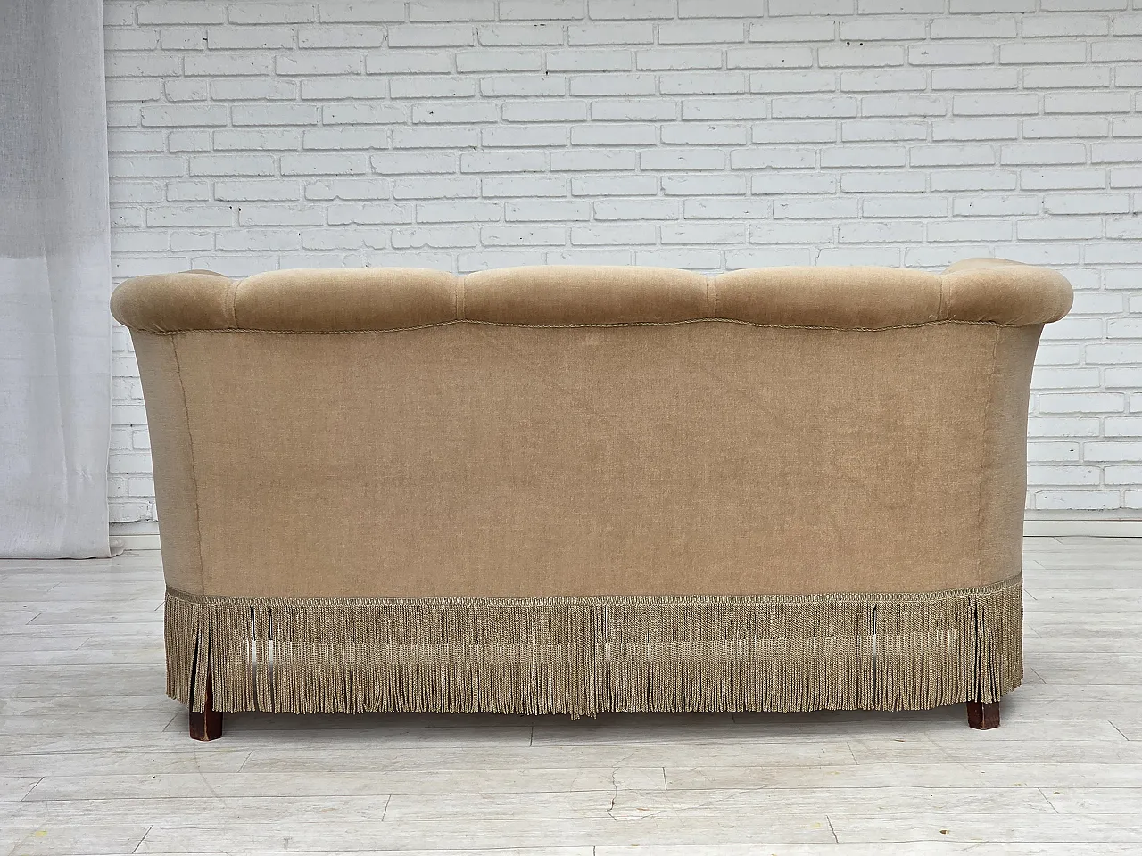 Anni '50, divano danese a 2 posti, mobili in velluto, gambe in legno di teak. 13