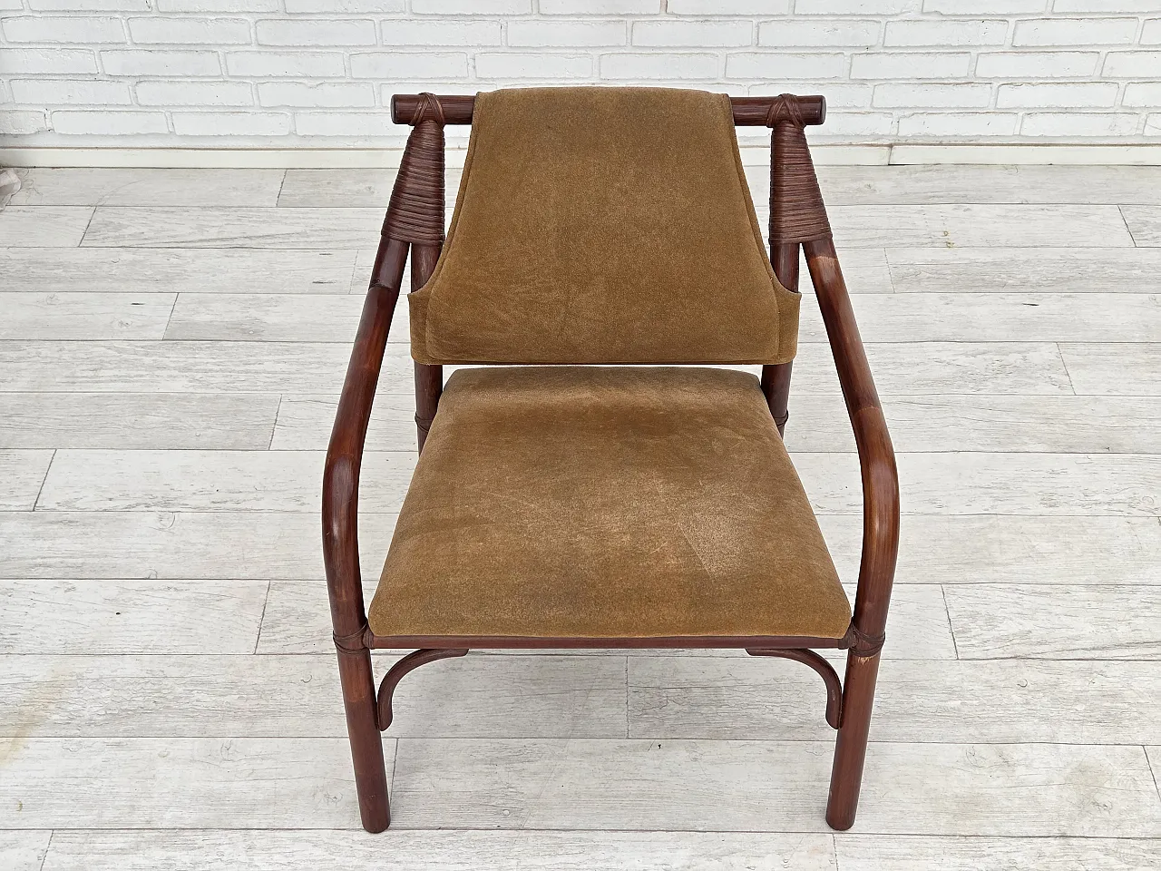 Anni '70, set di poltrone da caffè danesi, rattan, tessuto nabuk. 8