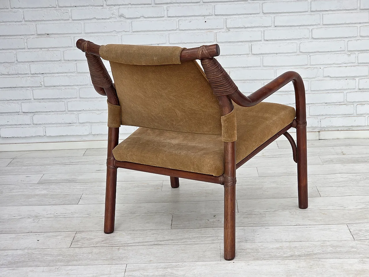 Anni '70, set di poltrone da caffè danesi, rattan, tessuto nabuk. 11