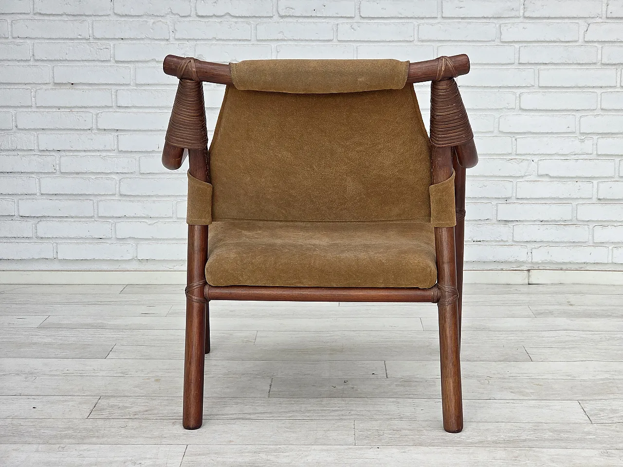 Anni '70, set di poltrone da caffè danesi, rattan, tessuto nabuk. 12
