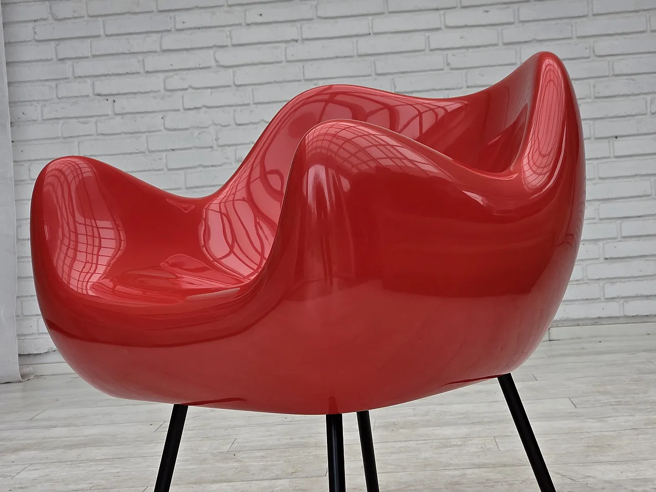 1960s, socialist realism design icon by Roman Modzelewski, model RM58. 17