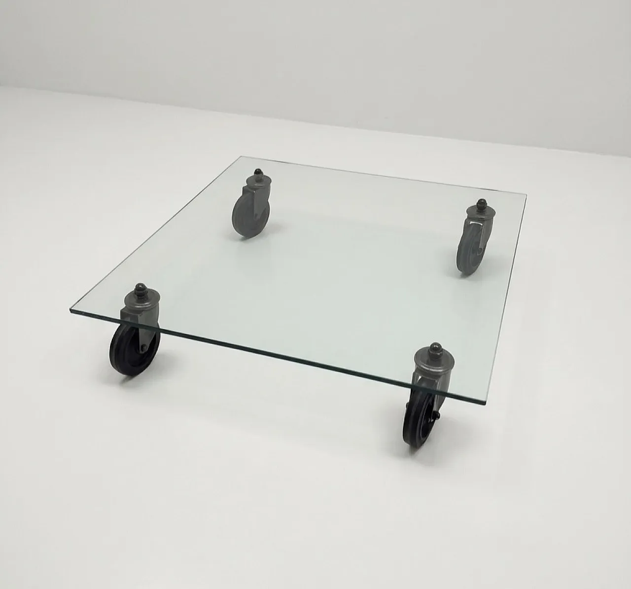 Tavolo con ruote by Gae Aulenti for FontanaArte 80s 5