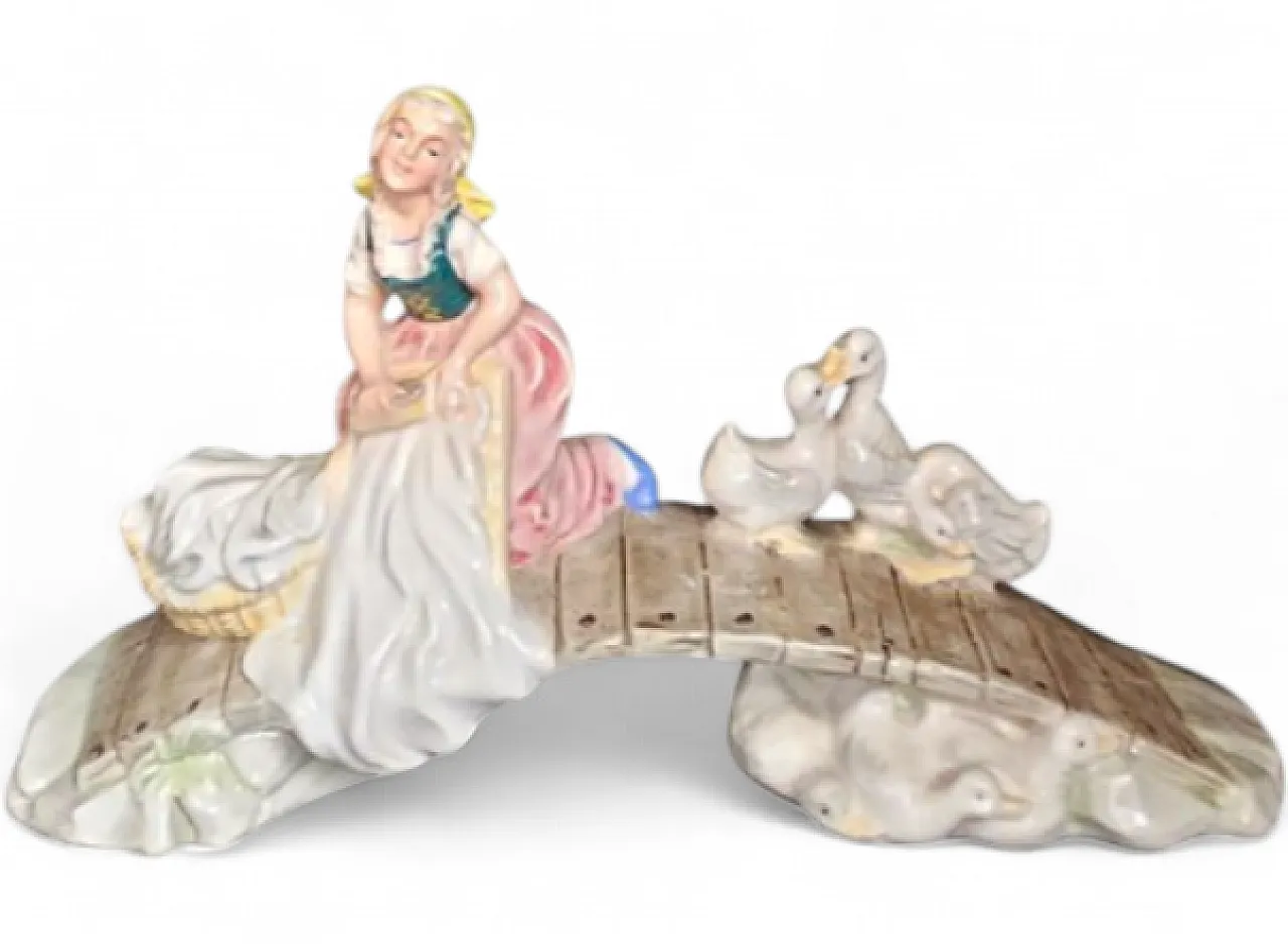 Washerwoman, glazed ceramic sculpture, 20th century 6