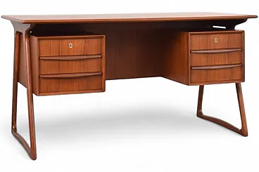 Scrivania esecutiva in teak di Svend Åge Madsen per H.P. Hansen, anni '60.