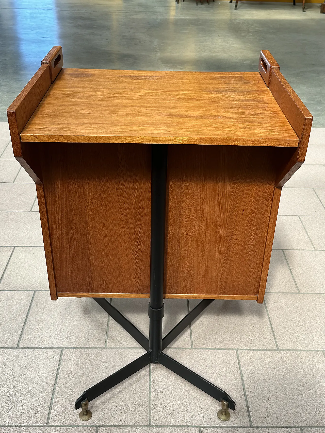 Mobile Bar Dal Vera girevole in teak, ante scorrevoli, Italia,anni’60 15