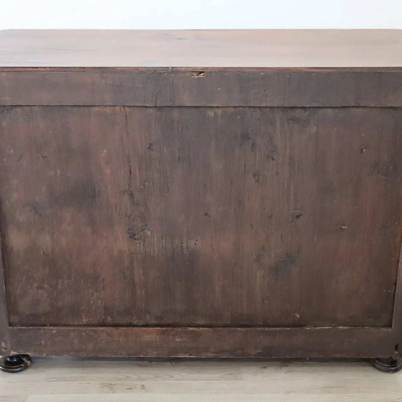 Antique restored walnut sideboard, mid-19th century 9