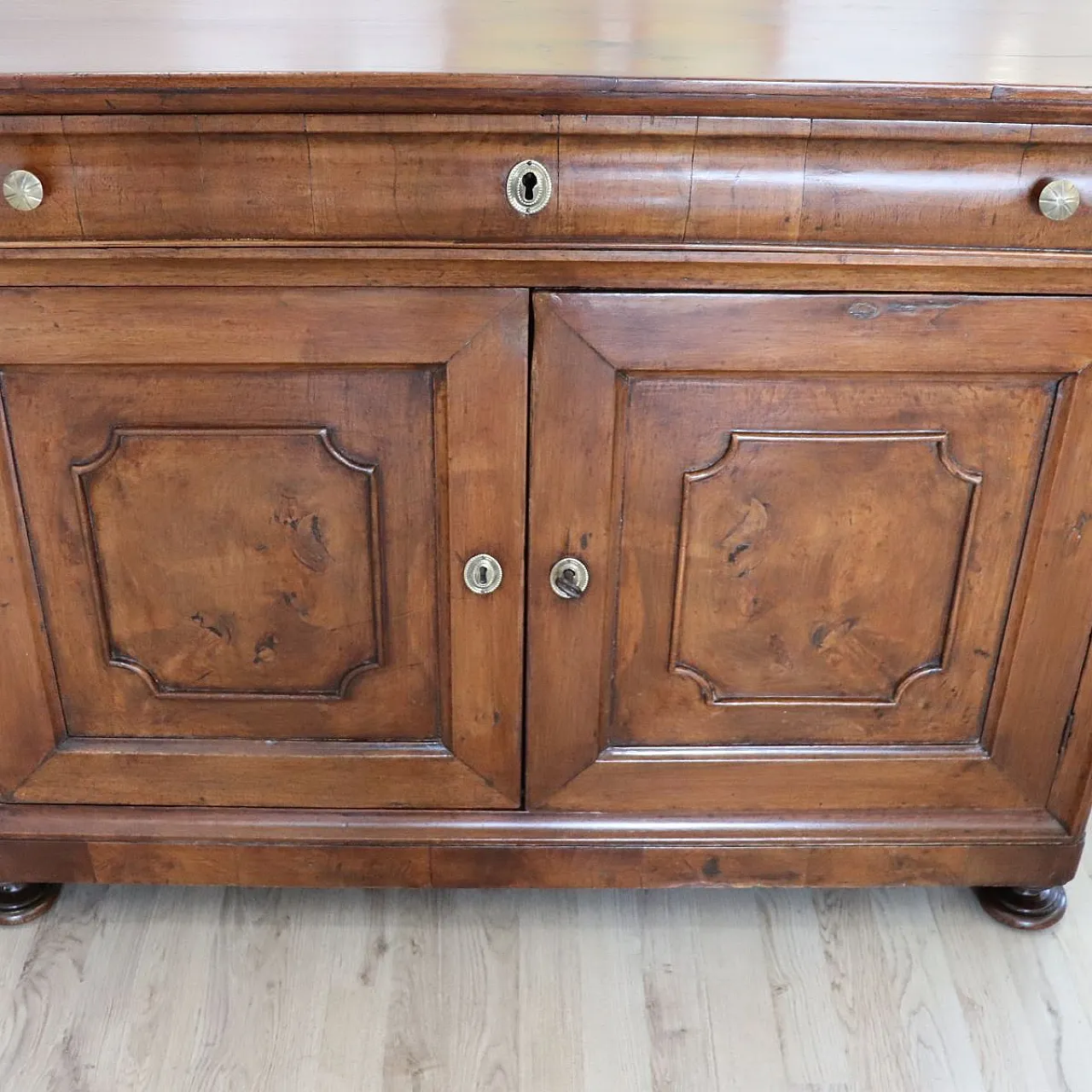 Antique restored walnut sideboard, mid-19th century 11