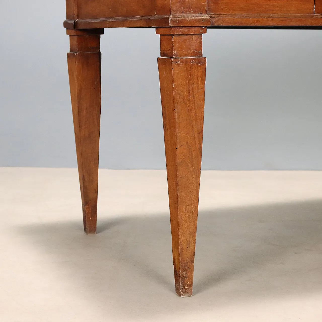 Directoire table in walnut, 19th century 7