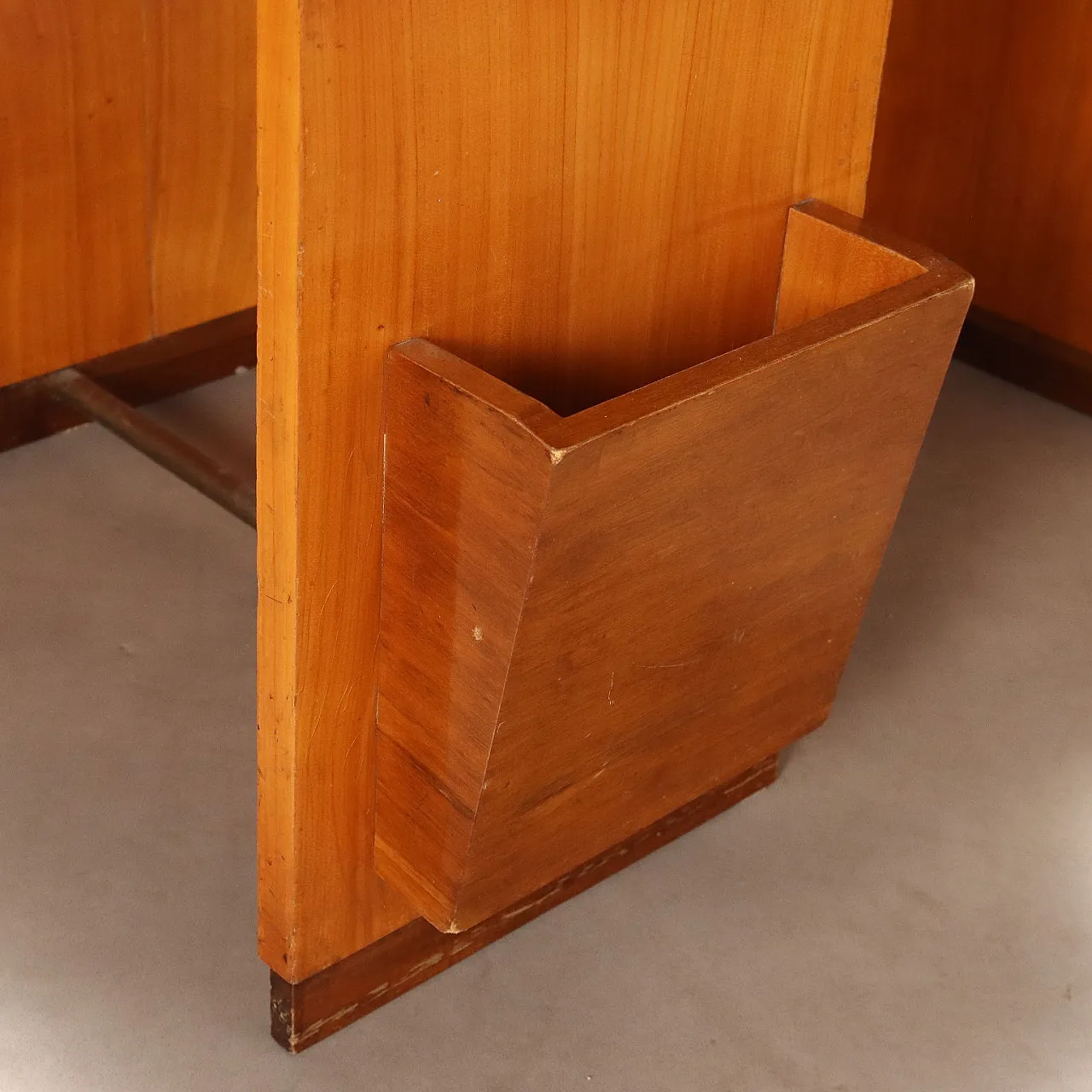 Scrivania con piano, cassetti e vani portaoggetti in formica, '900 7