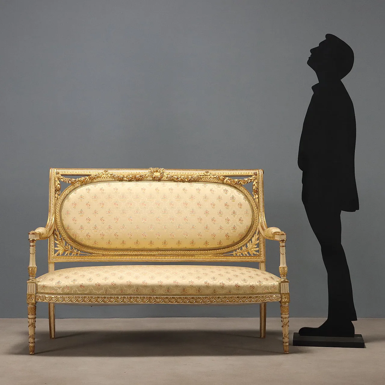 Neoclassical style sofa, 19th century 3