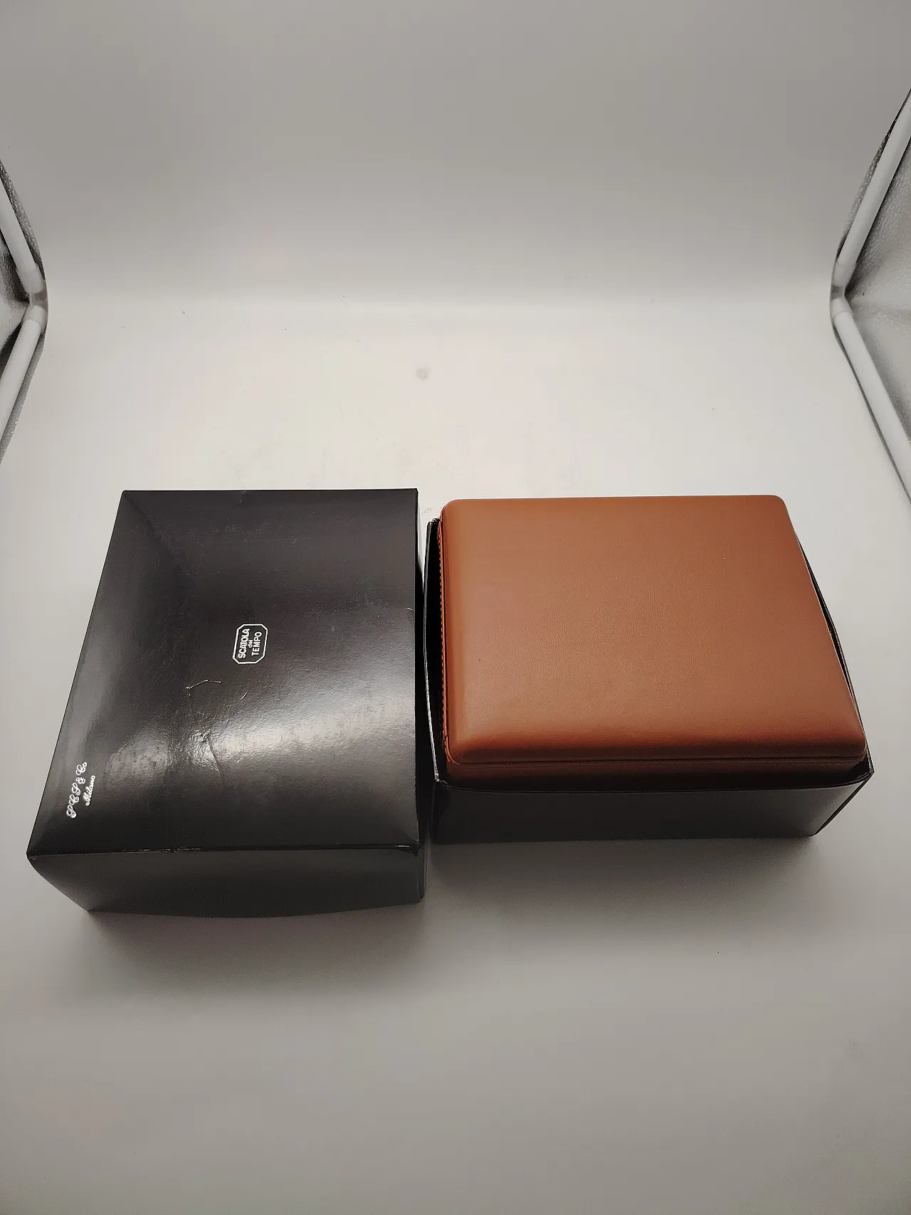 Leather time box for luxury watches, 90s 4