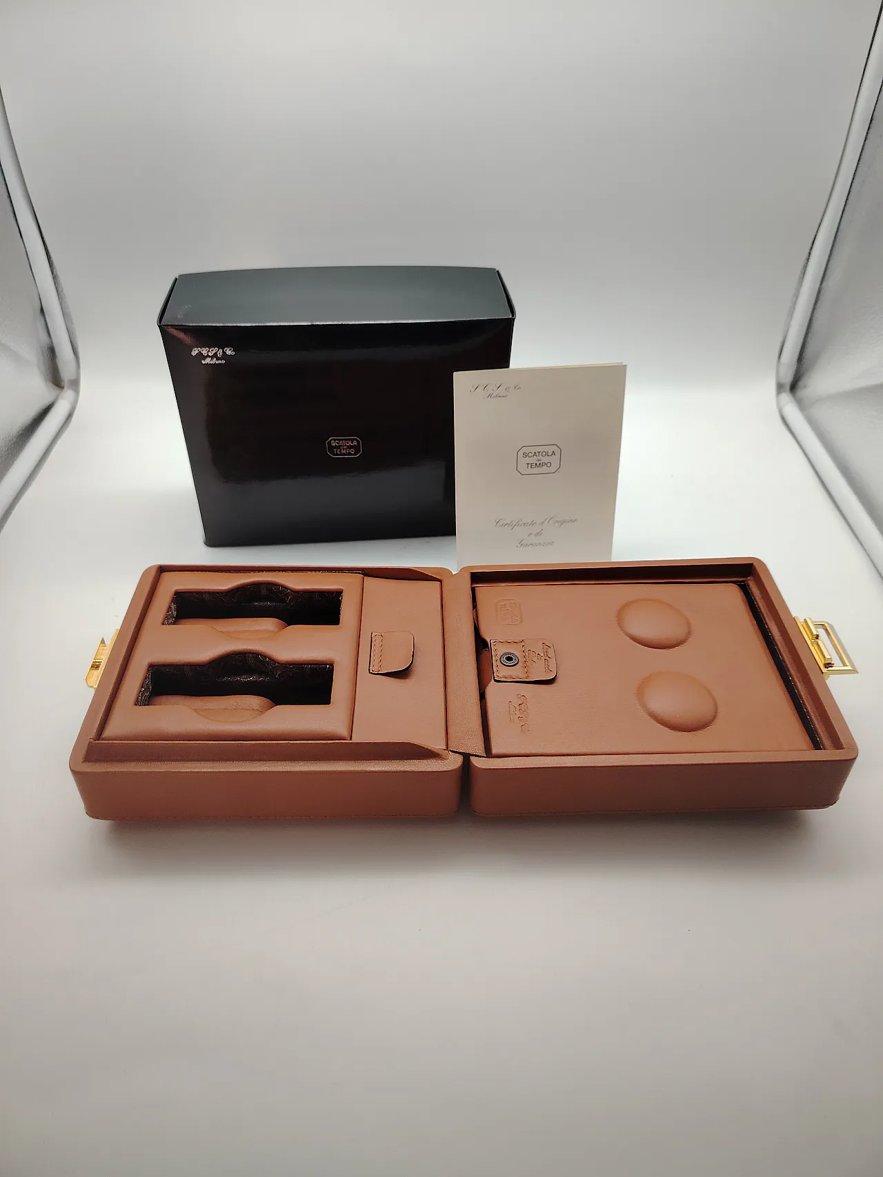 Leather time box for luxury watches, 90s 11