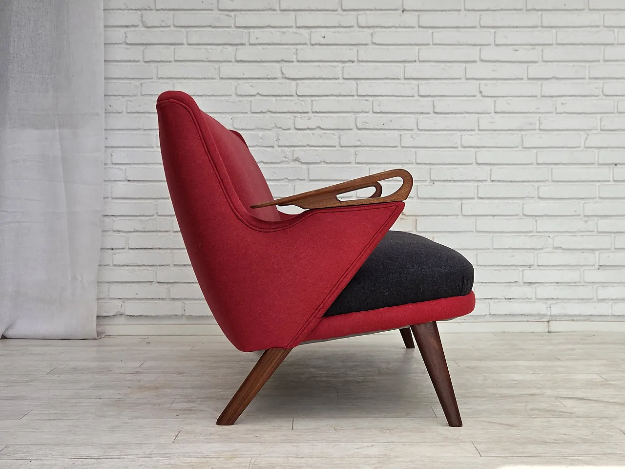 Anni '60, design danese di Ch. F. Brodersen, divano a 2 posti, rivestito 8