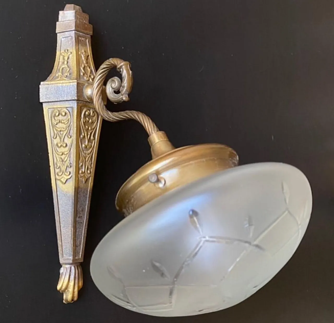 Coppia di luci da parete in ottone, anni '60 5