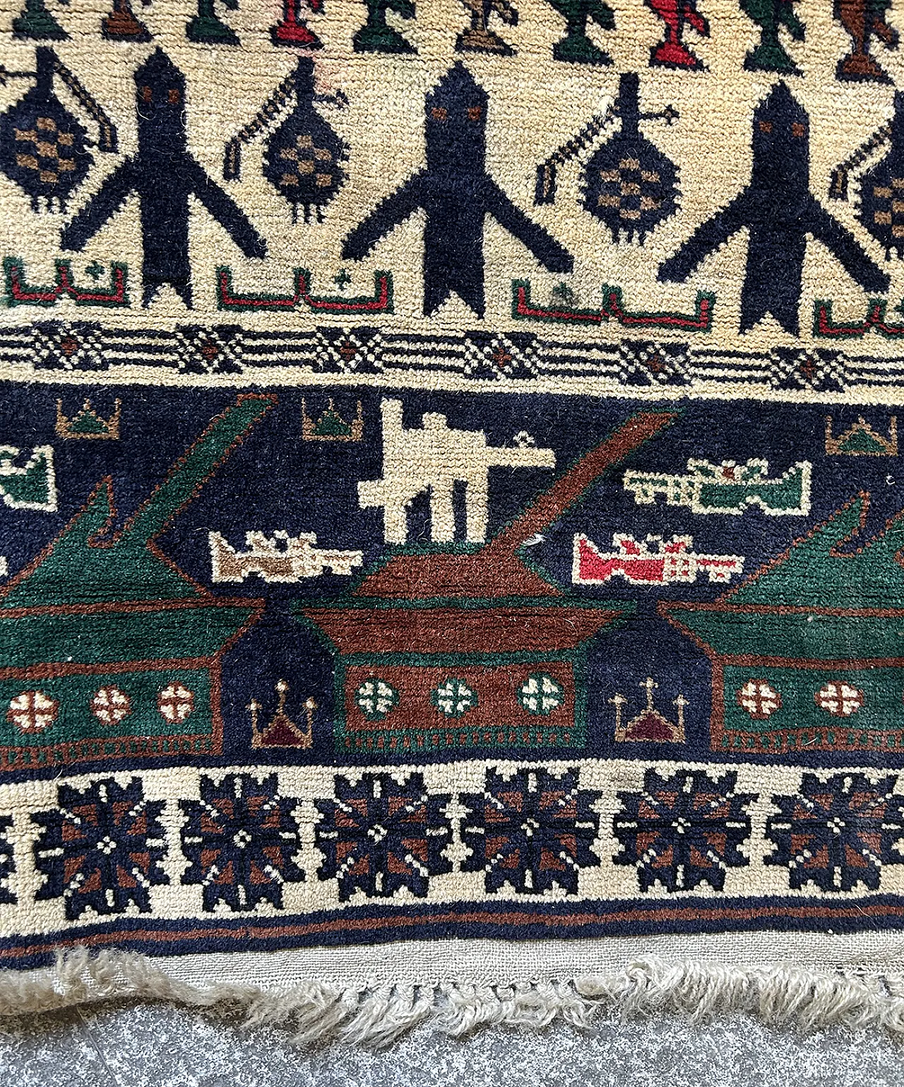 Tappeto afgano con scene di guerra , anni '80 3