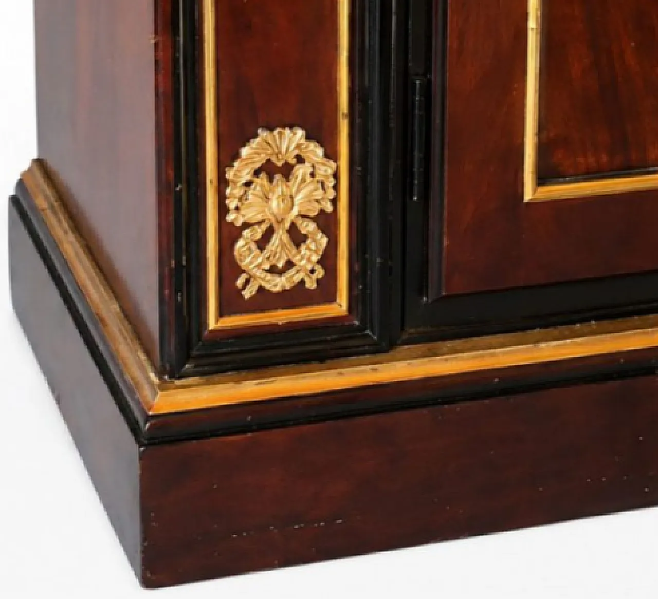Mahogany and gilded bronze bookcase, 20th century 2