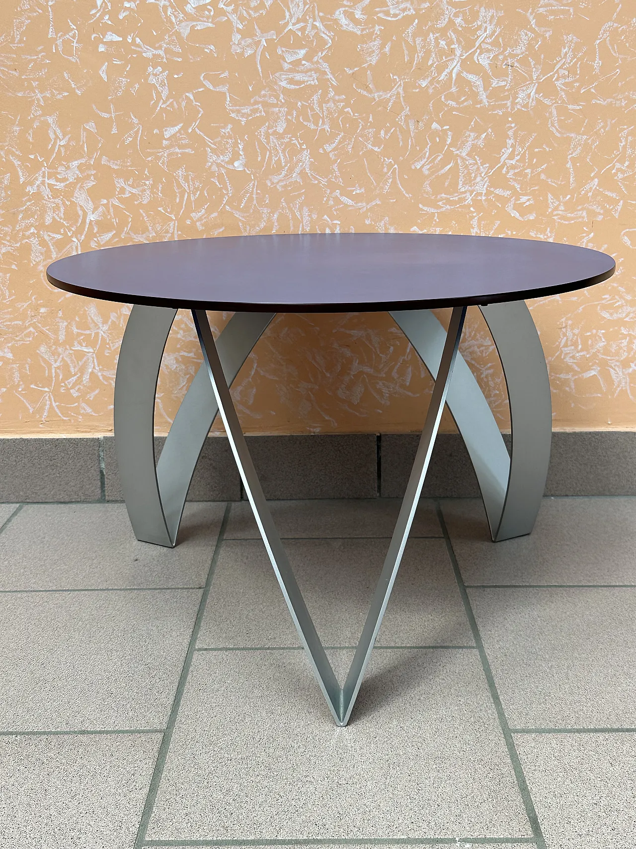 Tavolino Kioko di De Pas,Lomazzi,D’Urbino per Zanotta,blu, Italia,1994 6
