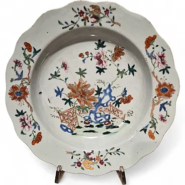 Piatto in porcellana della famiglia rosa, '700