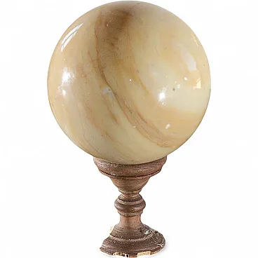Sfera in marmo con base coordinata, '900