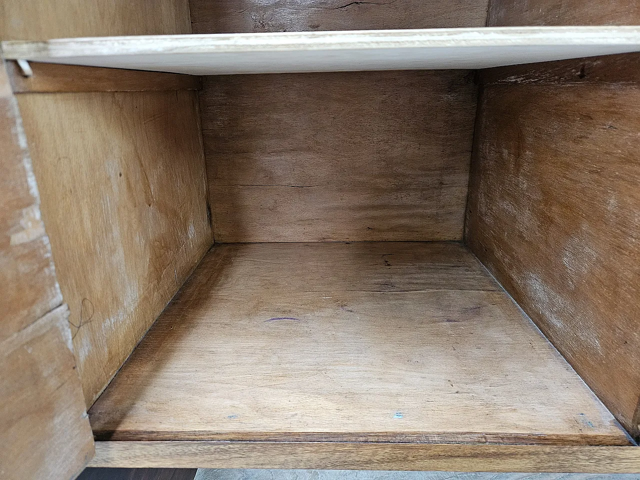 Art Deco sideboard in walnut and blond walnut, mid-20th century 13