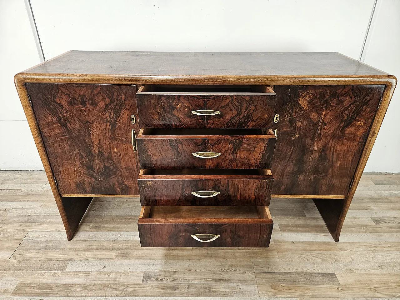 Art Deco sideboard in walnut and blond walnut, mid-20th century 17