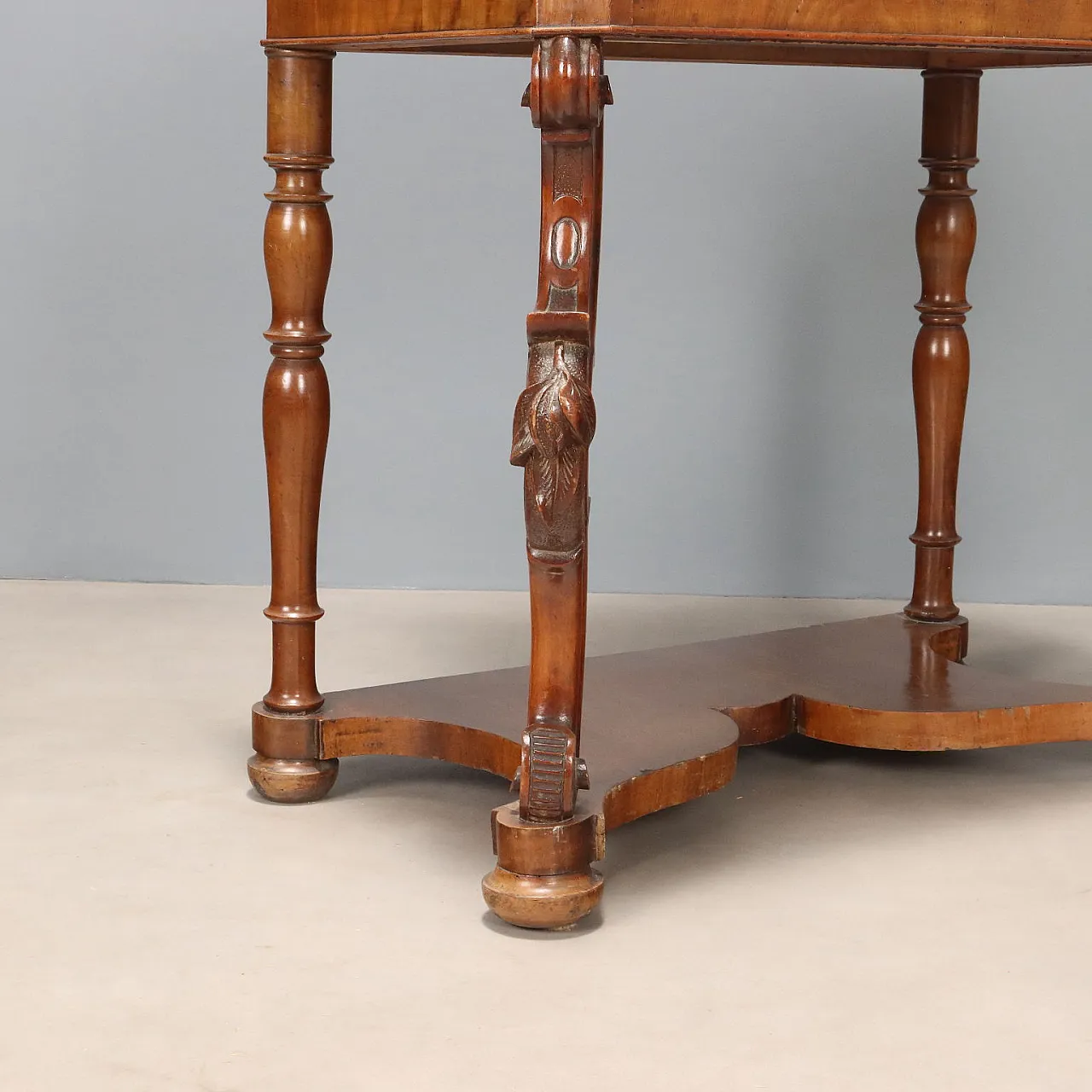 Louis Philippe dressing table in walnut, 19th century 8