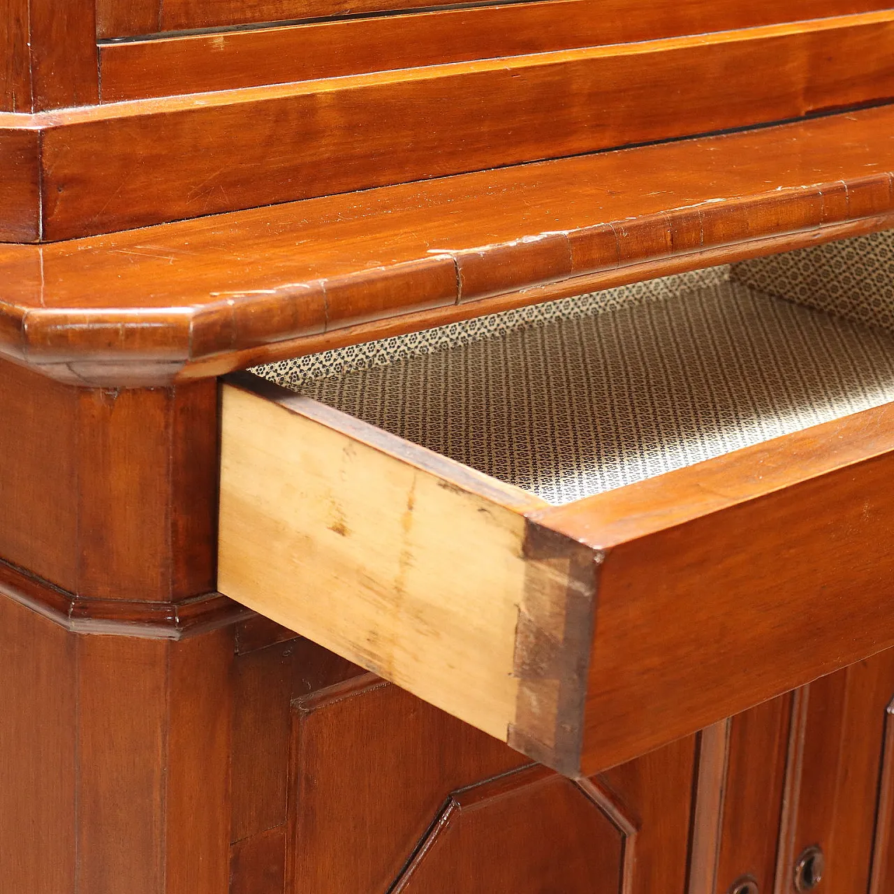 Credenza Umbertina in noce, '800 8
