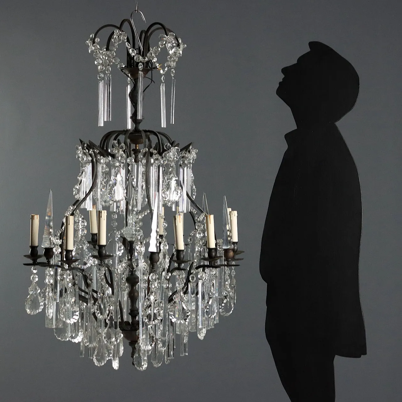 Lampadario in metallo e vetro, '900 2