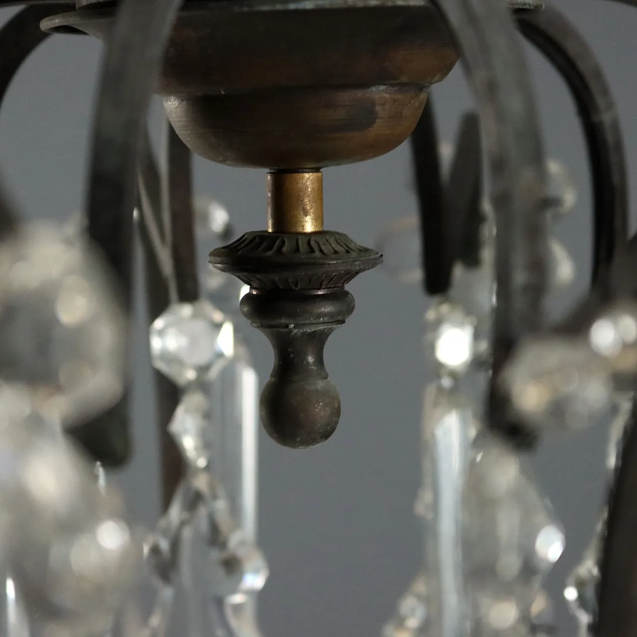 Lampadario in metallo e vetro, '900 6