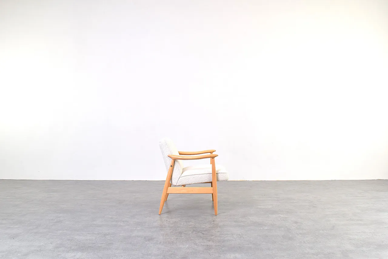 Pair of Mid-Century Lounge Chairs by J. Kędziorek, 1960s 7