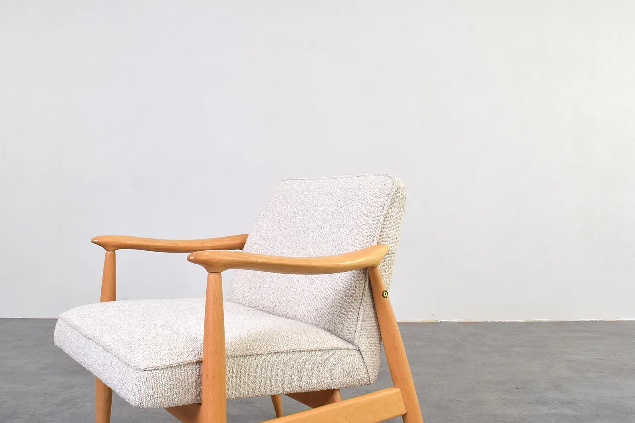 Pair of Mid-Century Lounge Chairs by J. Kędziorek, 1960s 12