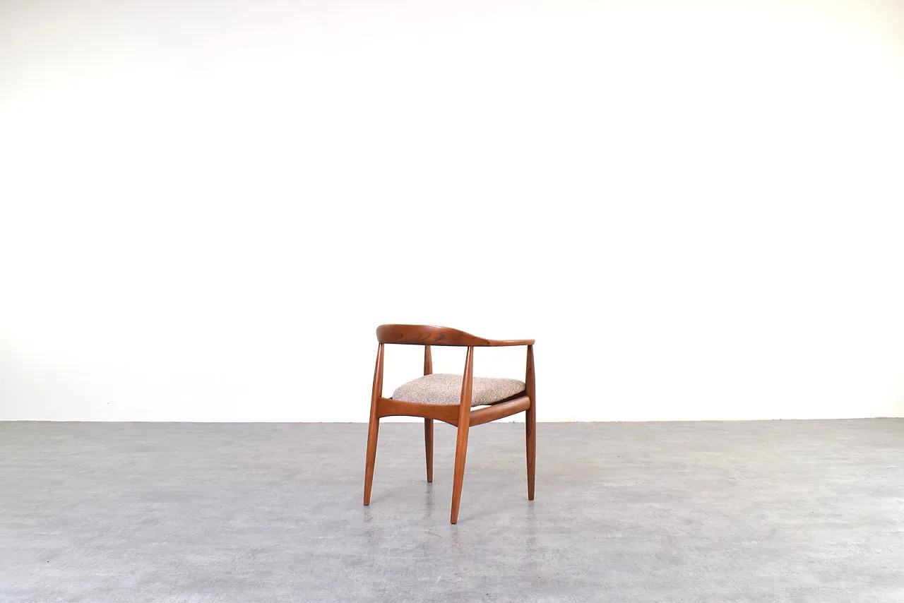 Mid-Century Danish Armchair by Illum Wikkelsø for Niels Eilersen, 1960 5