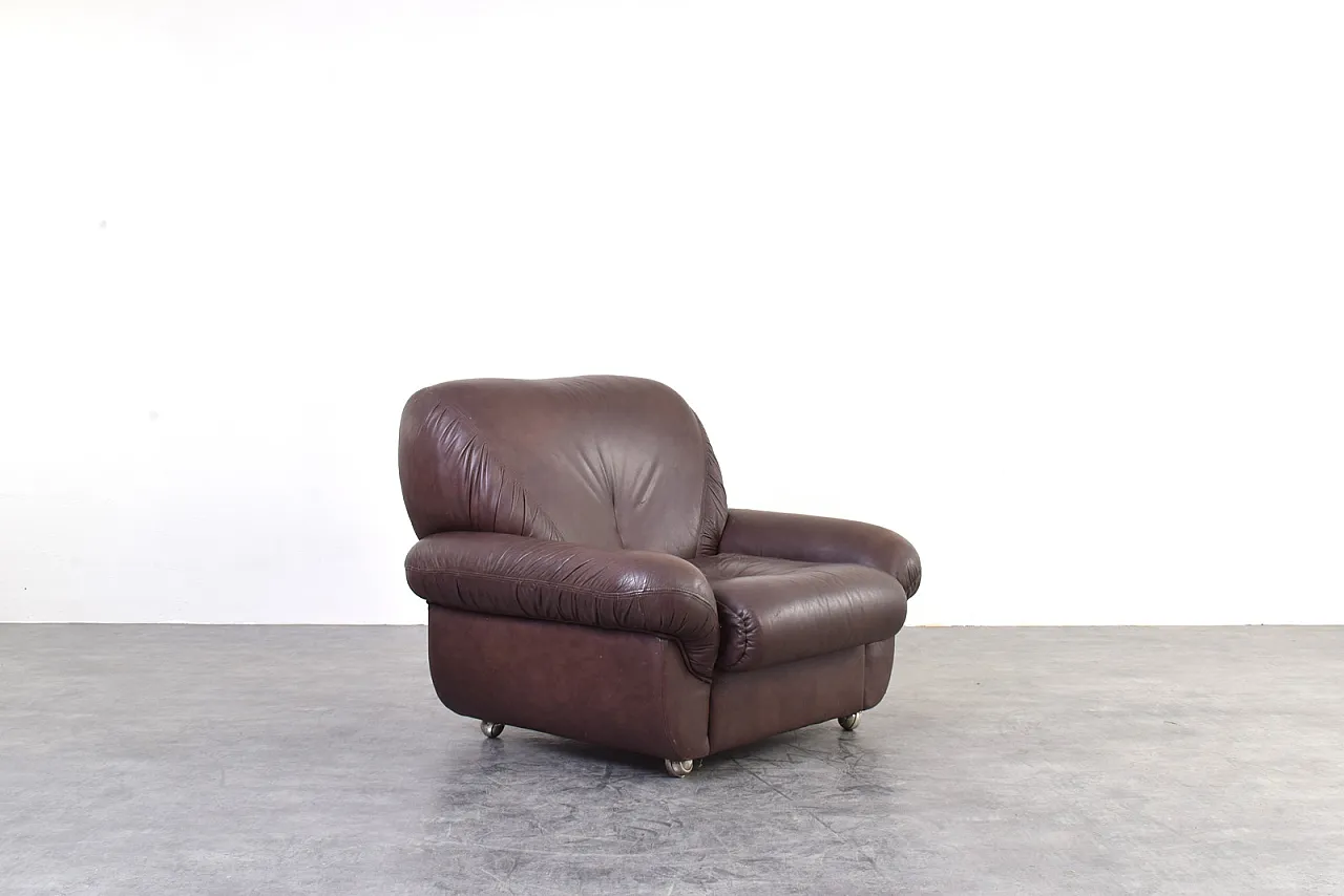 Pair of Mid-Century Italian Lounge Chairs, 1970s 5