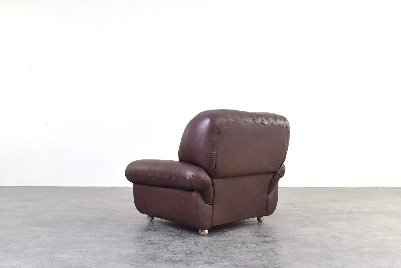 Pair of Mid-Century Italian Lounge Chairs, 1970s 10