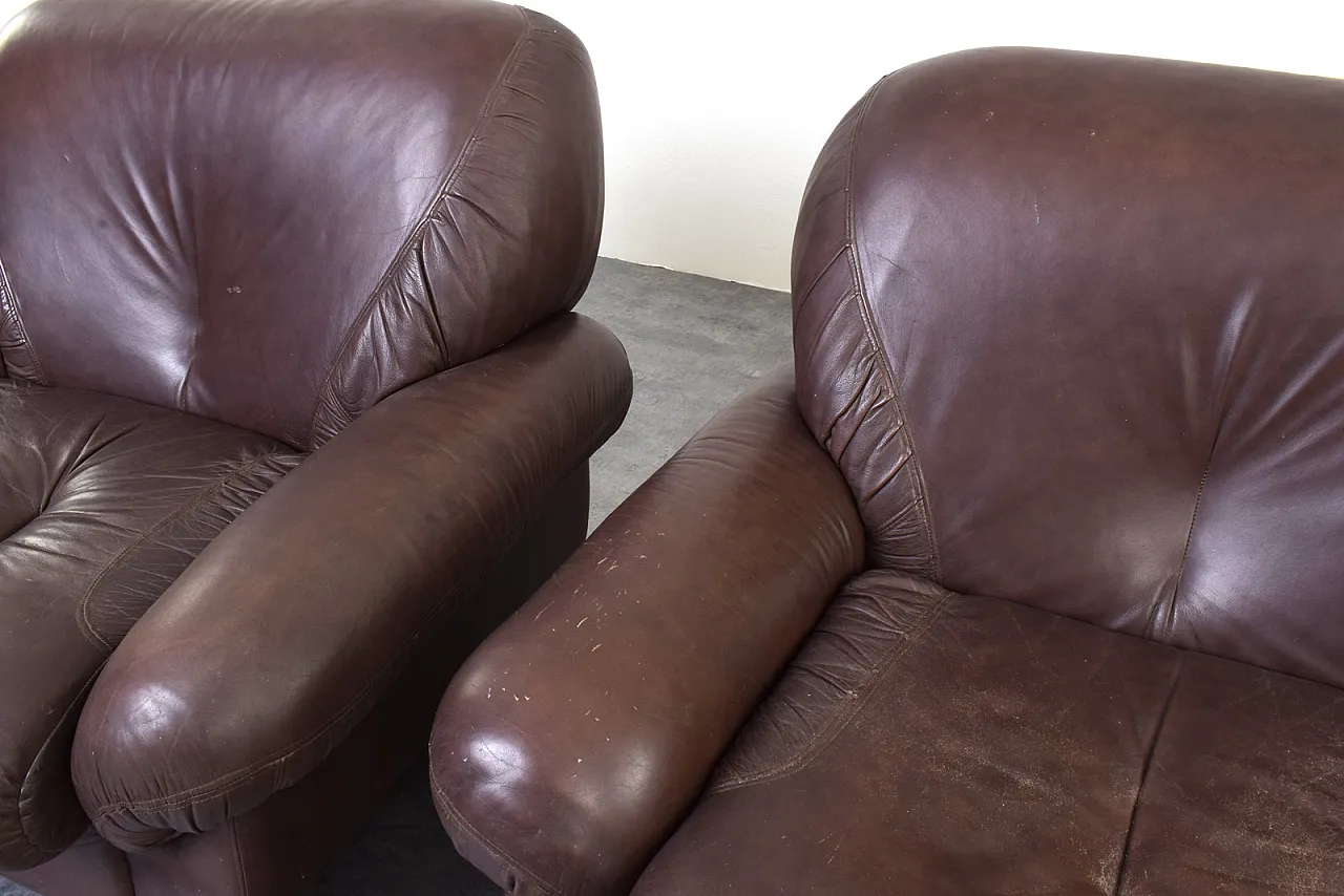 Pair of Mid-Century Italian Lounge Chairs, 1970s 14